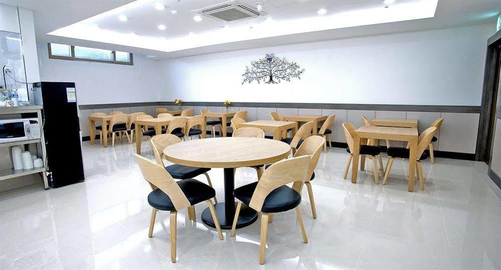 Jeju Arumdaun Resort Sihung-ni Kültér fotó